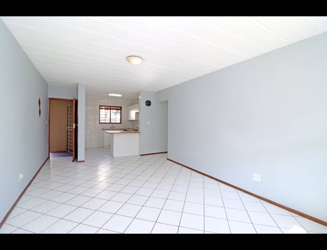 2 BEDROOM APARTMENT FOR SALE IN ROBINDALE